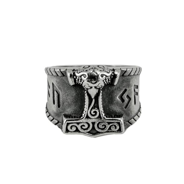 Vikingring med Thors hammer