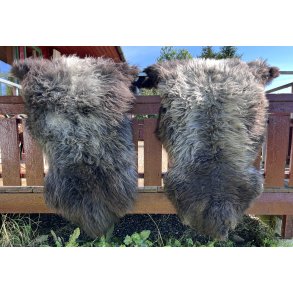 2 unike saueskinn