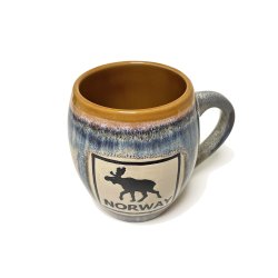 Keramisk krus med elg